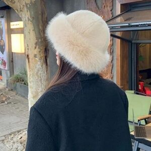 Elegant Cream  Faux Fur Winter Hat – Soft & Warm Russian Style